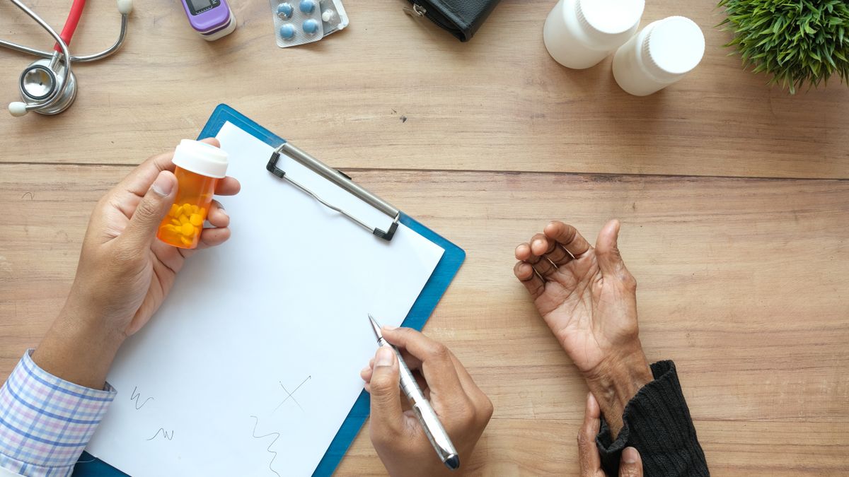 Veteran reviewing respiratory test results with a medical provider