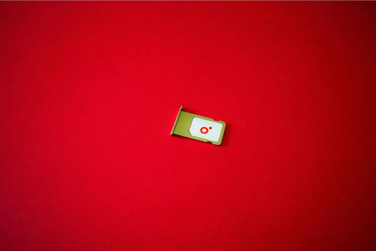Are SIM Cards Universal? What You Know Before Switching Phones