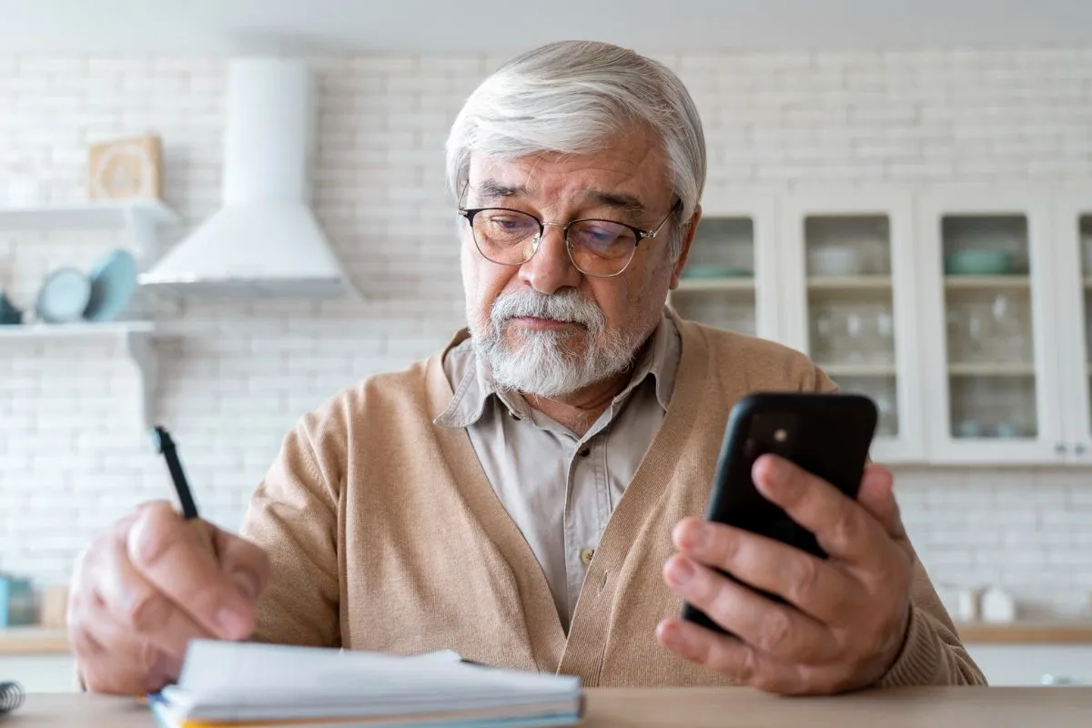 Free Cell Phone For Senior Citizens In Oklahoma: A How-To Guide