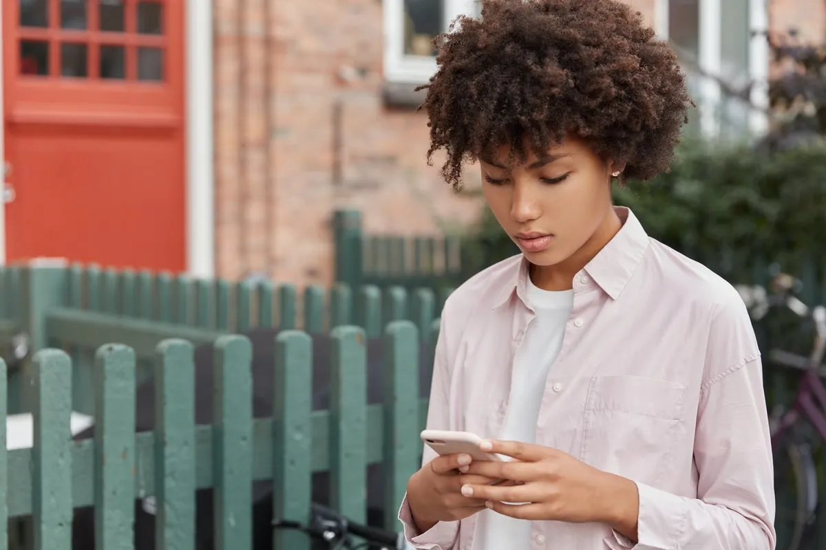 Can I Get a Free iPhone? 5 Things You Need to Know!