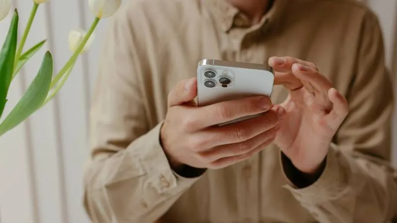 can-i-use-an-esim-on-a-locked-phone-1