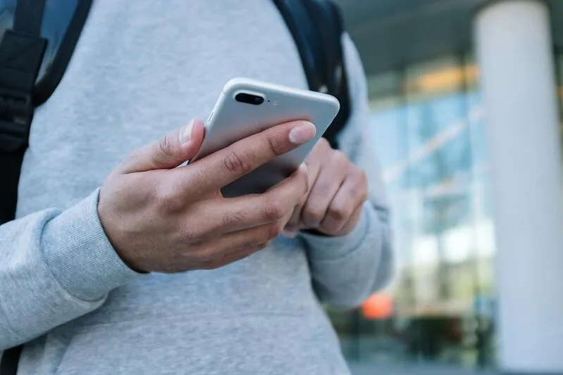 are-new-free-government-iphone-really-available