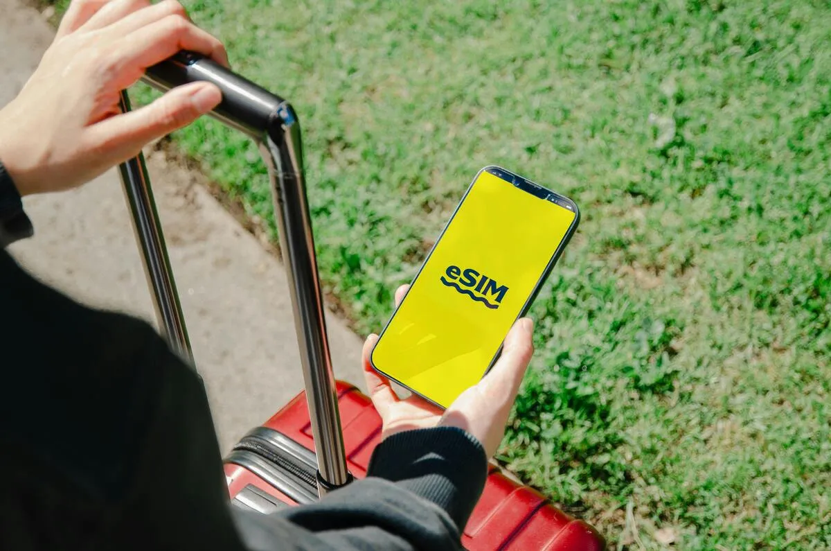 Do I Need a SIM Card for International Travel? Essential Tips for Easy Travel
