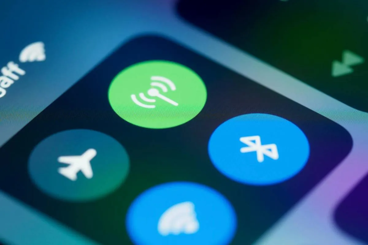 Does iPhone 13 Mini Have eSIM? Small Phone, Big Connectivity