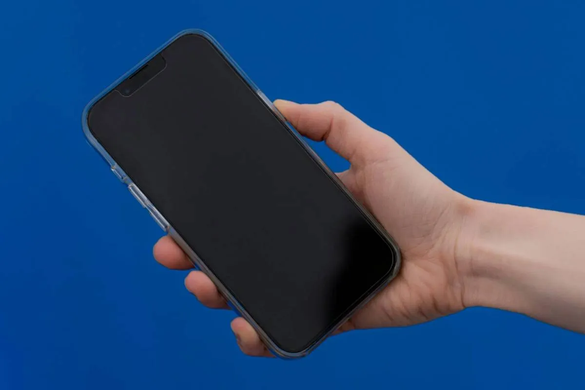 Does iPhone 14 Have eSIM? What You Can Actually Use for 2026
