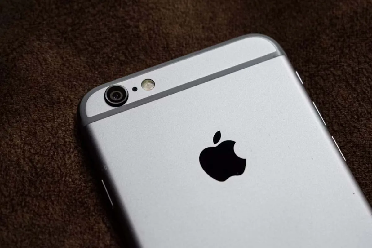Does iPhone 8 Have eSIM? Understanding the Tech & Chances To Claim a Free Phone