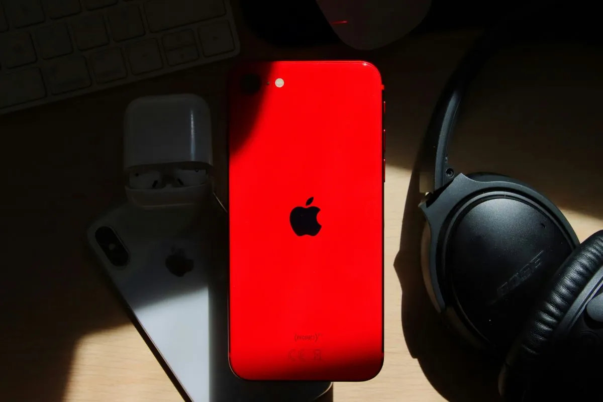 Does iPhone SE Have eSIM? Discover the Advanced Tech in 2026