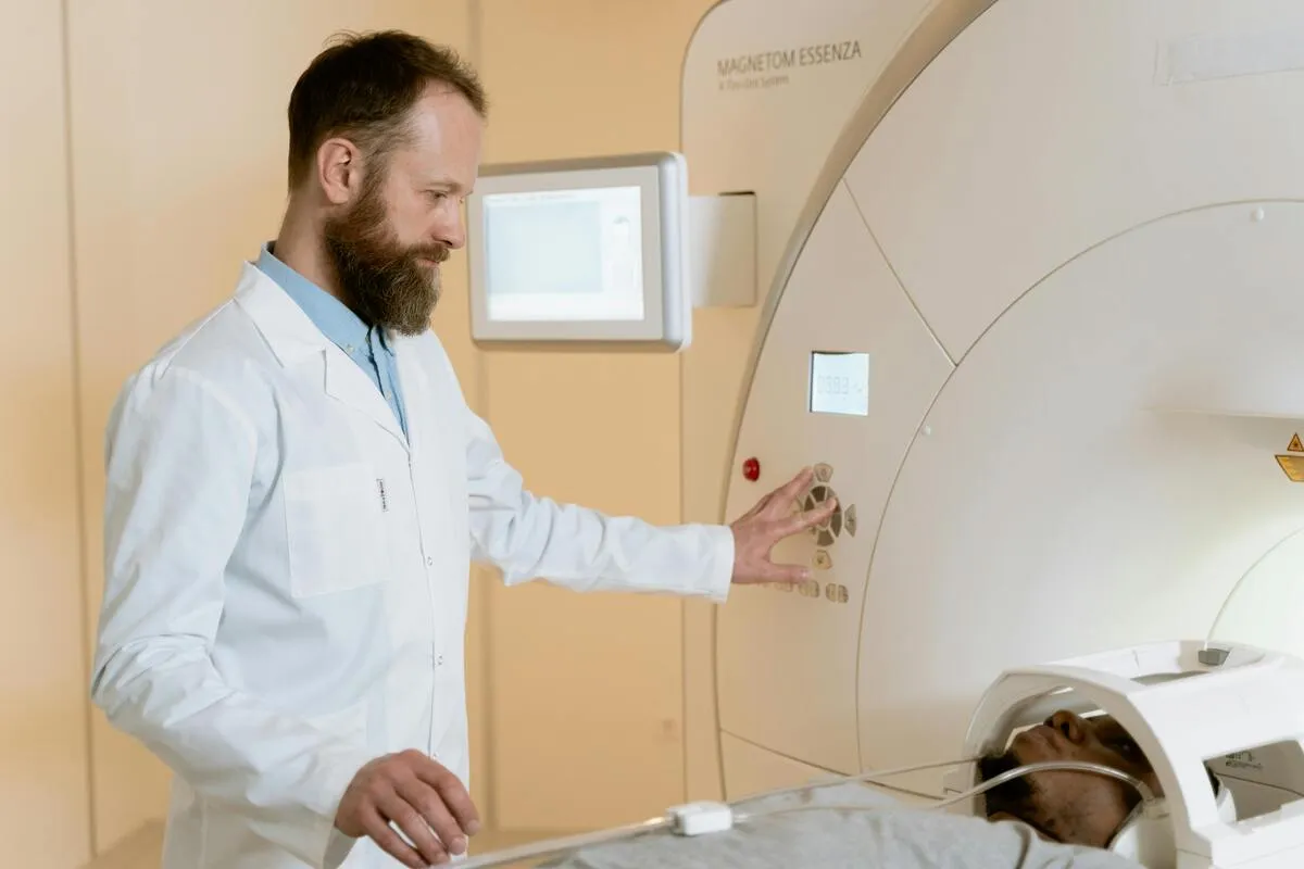 Does Medicaid Cover CT Scans? Costs, Approval Rules, and What to Expect