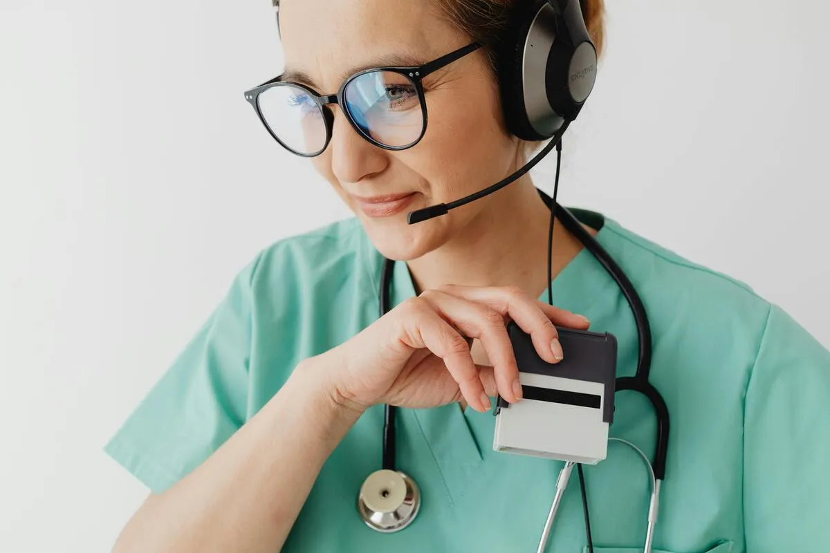 Does Medicare Call You at Home? How to Recognize Real Medicare Contact