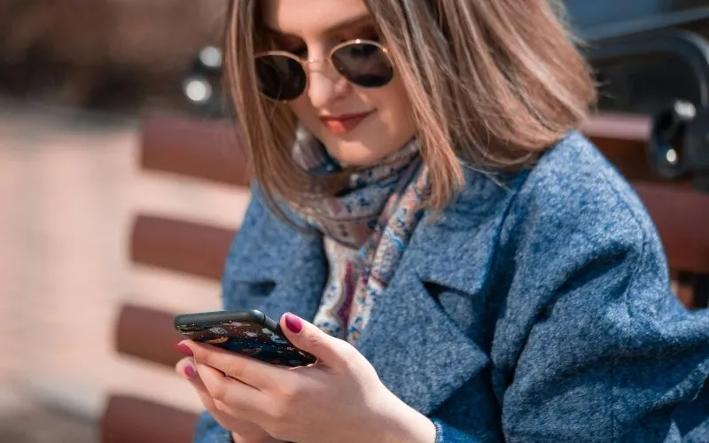 does-the-government-give-out-free-cell-phones-who-can-get