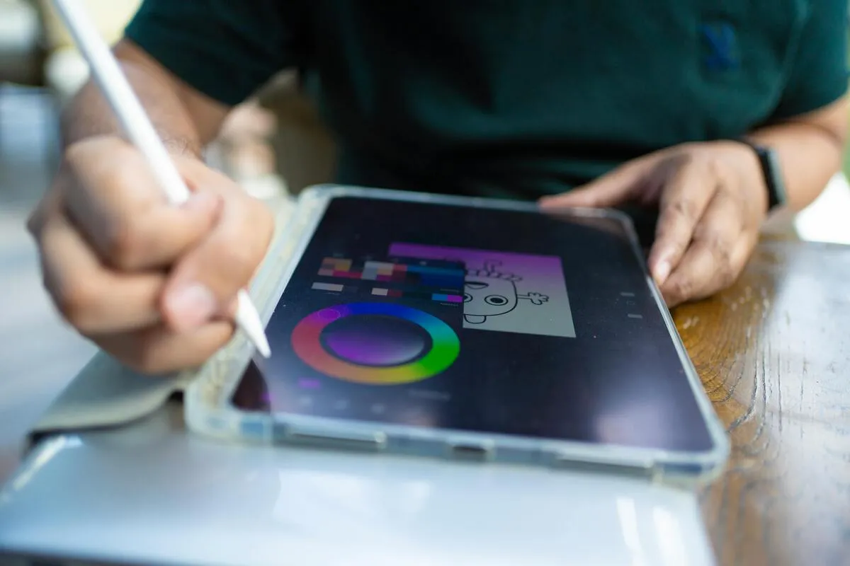 eSIM for iPad: Which Models Support It and How to Get Connected