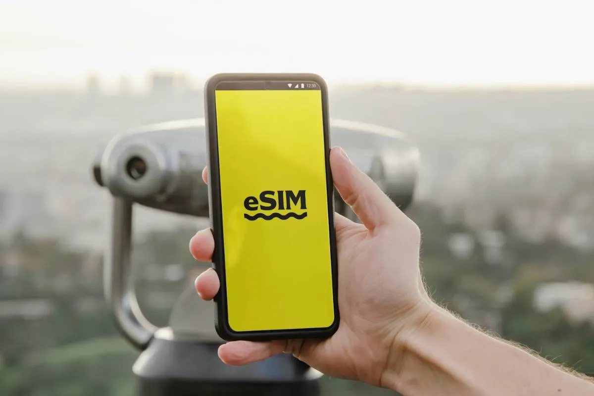 eSIM vs Nano SIM: Which SIM Technology Is the Future of Mobile?