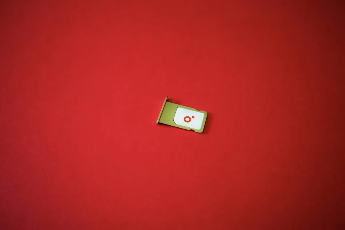 eSIM vs Nano SIM: Which One Is Better for Lifeline Phone Users?