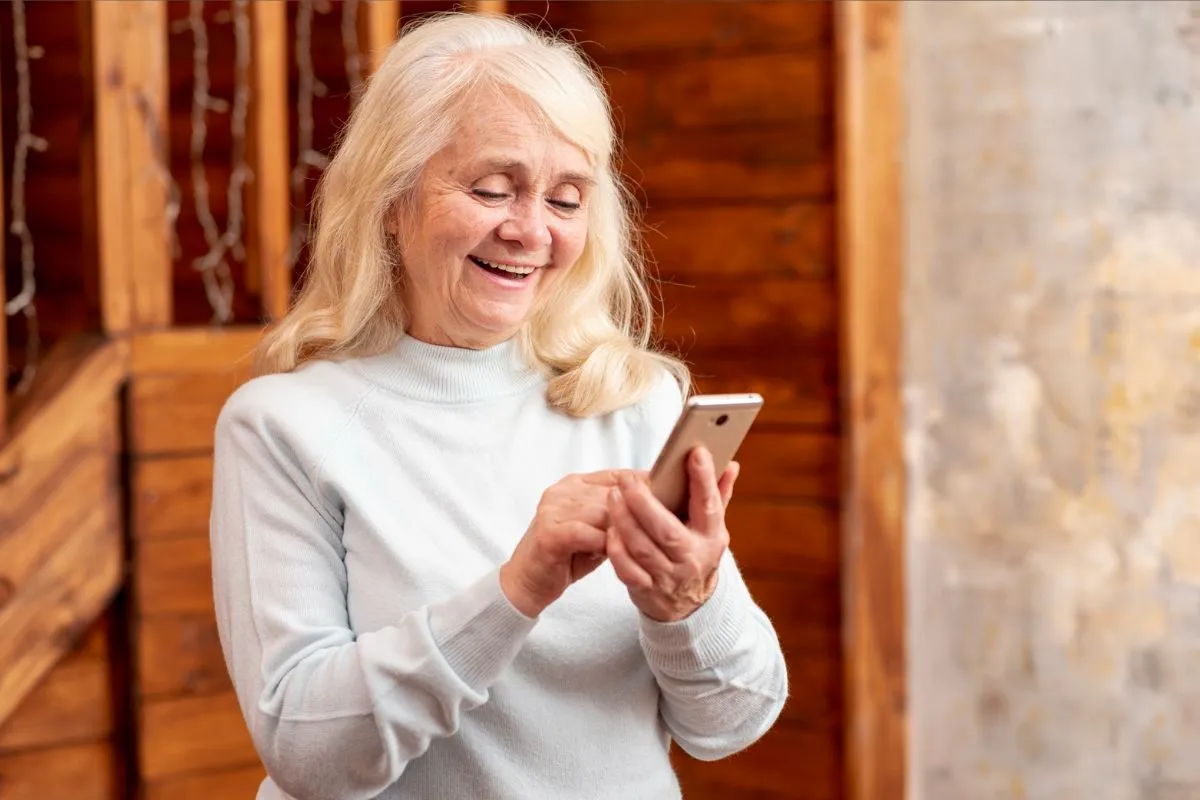 Can You Get A Free Government iPhone 13? A Guide To Lifeline Program