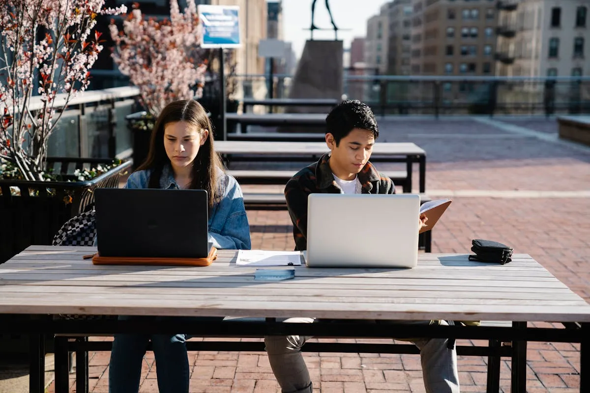Free Government Internet and Laptop: Applications & Alternatives