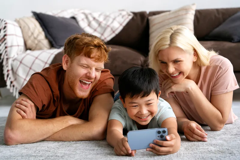 free-government-phone-and-tablet-for-low-income