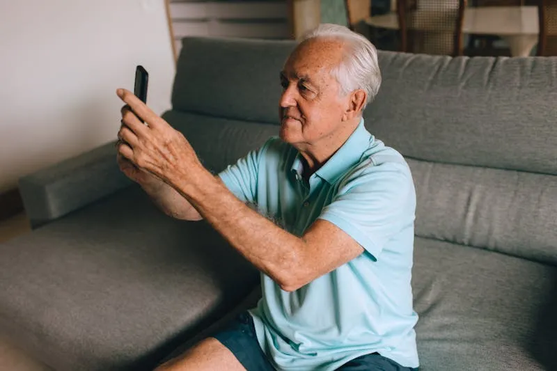 free government phone for elderly 2