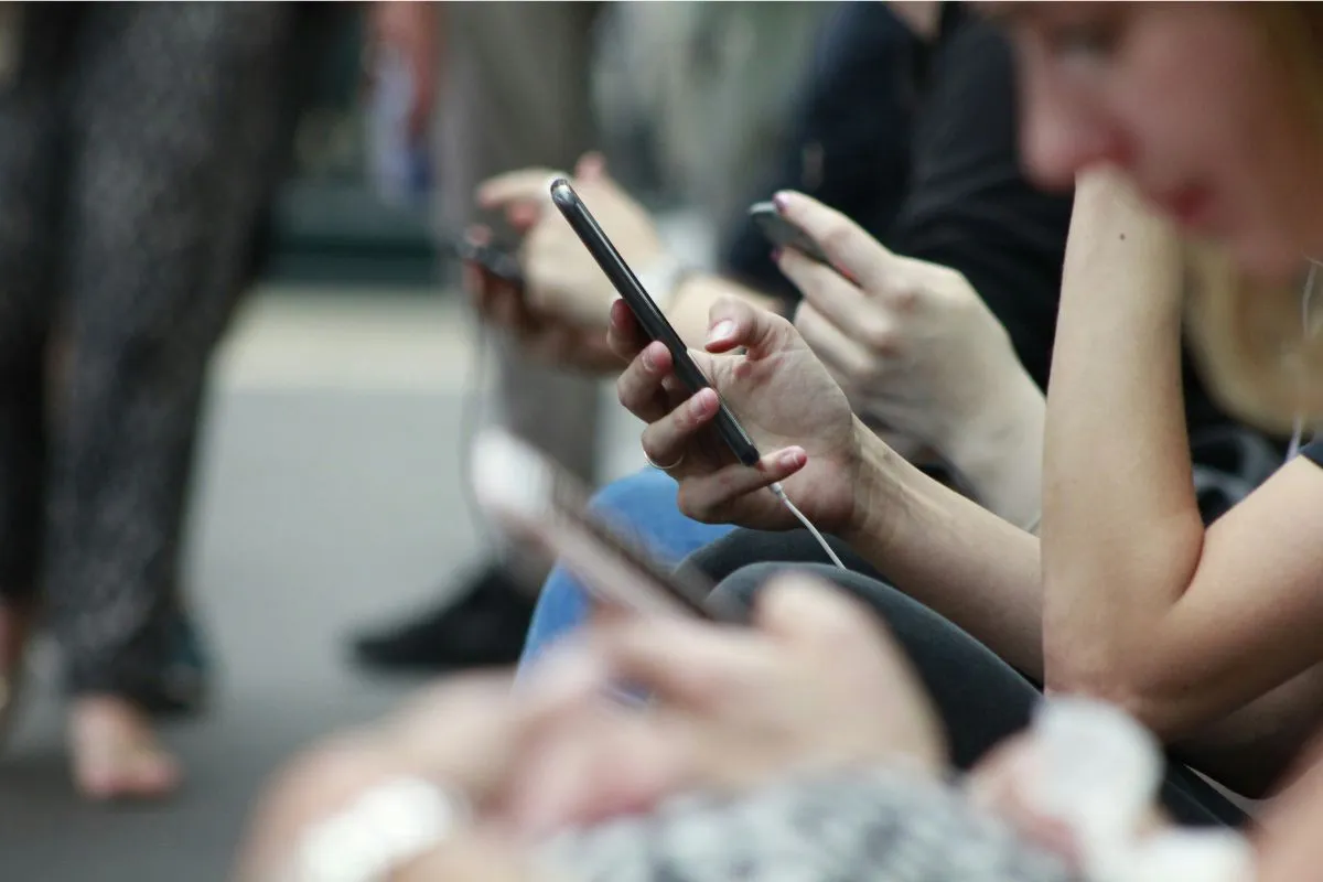 Free Government Phone Indiana: How to Qualify and Apply (Lifeline Guide)