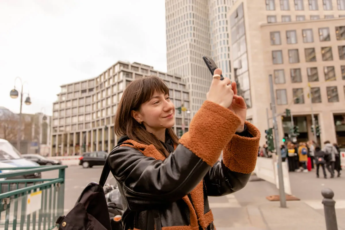 How To Get A Free Government Phone Iowa: Plans, Providers & How To Apply