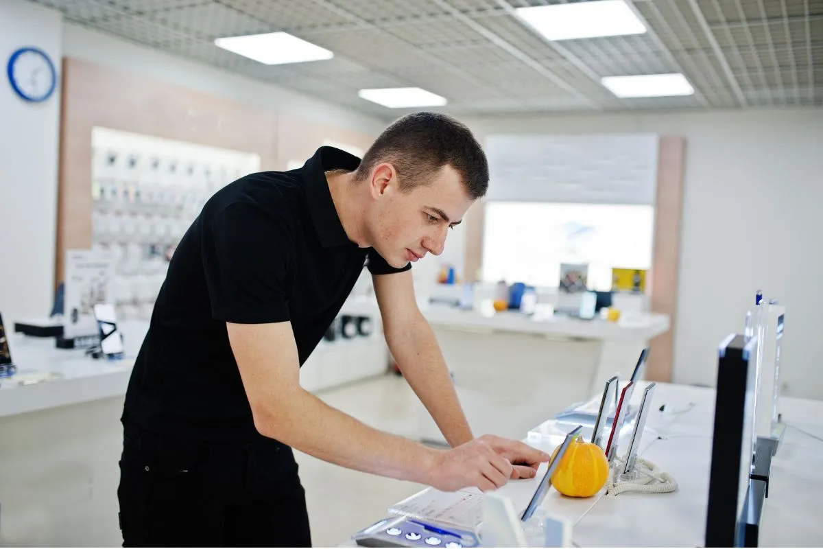 How to Find Free Government Phone Kiosk Near Me? Important Tips