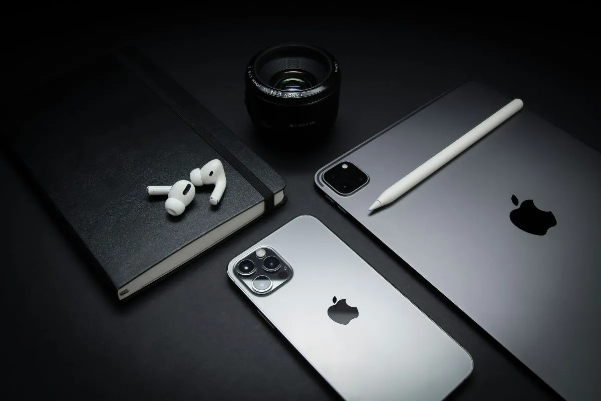 Free Government Phone or Tablet? Here’s What You Can Actually Get in 2026