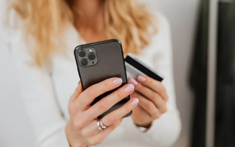 free-iphone-pro-availability