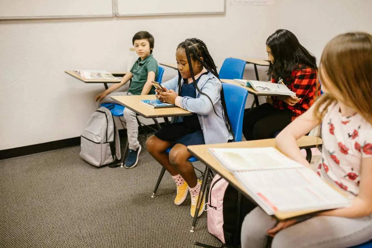 Free Government Phones for Kids: Everything Parents Should Know