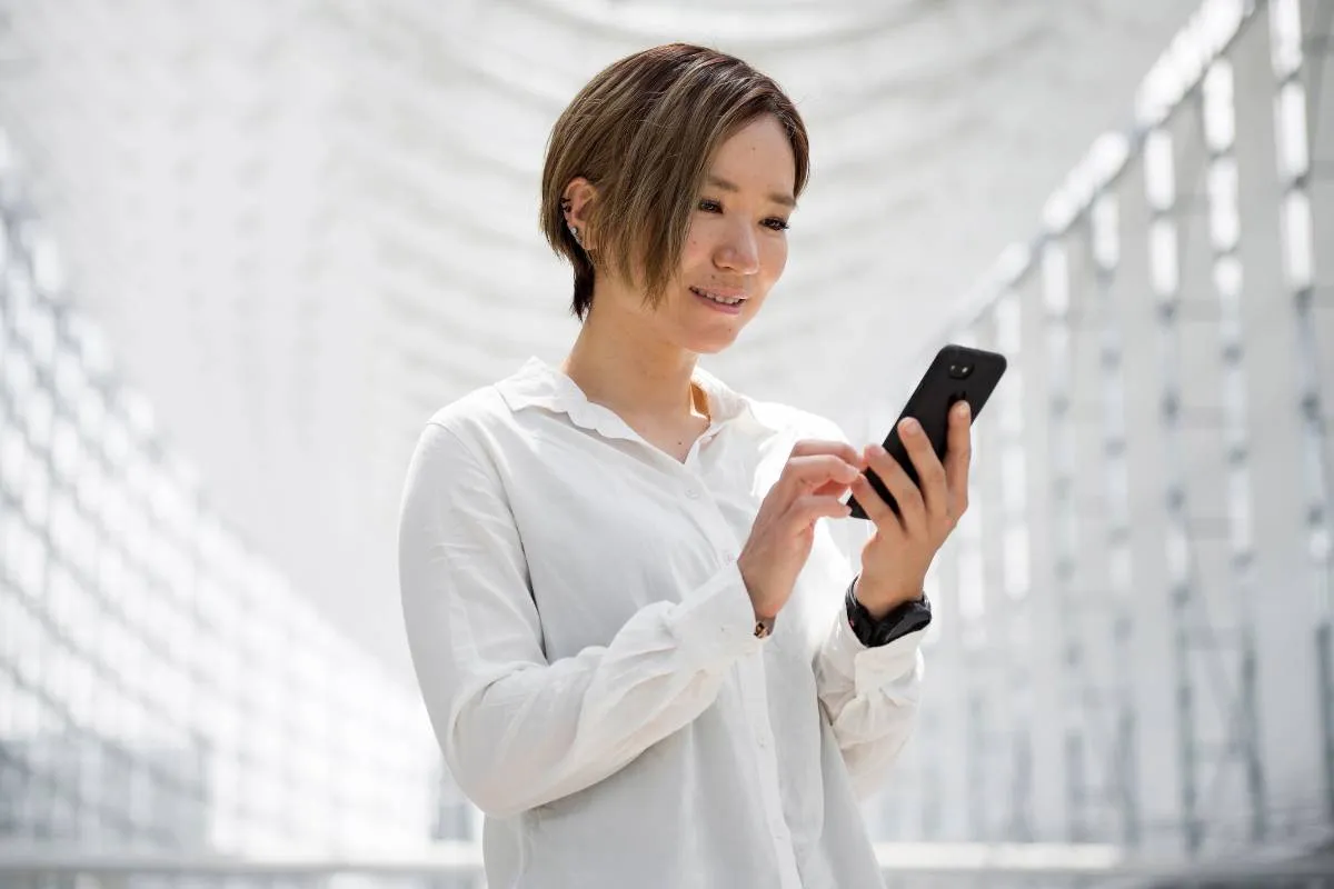 Free iPhone 16 Pro Max When You Switch: What’s True, What’s Not, and the Safer Way to Save Big