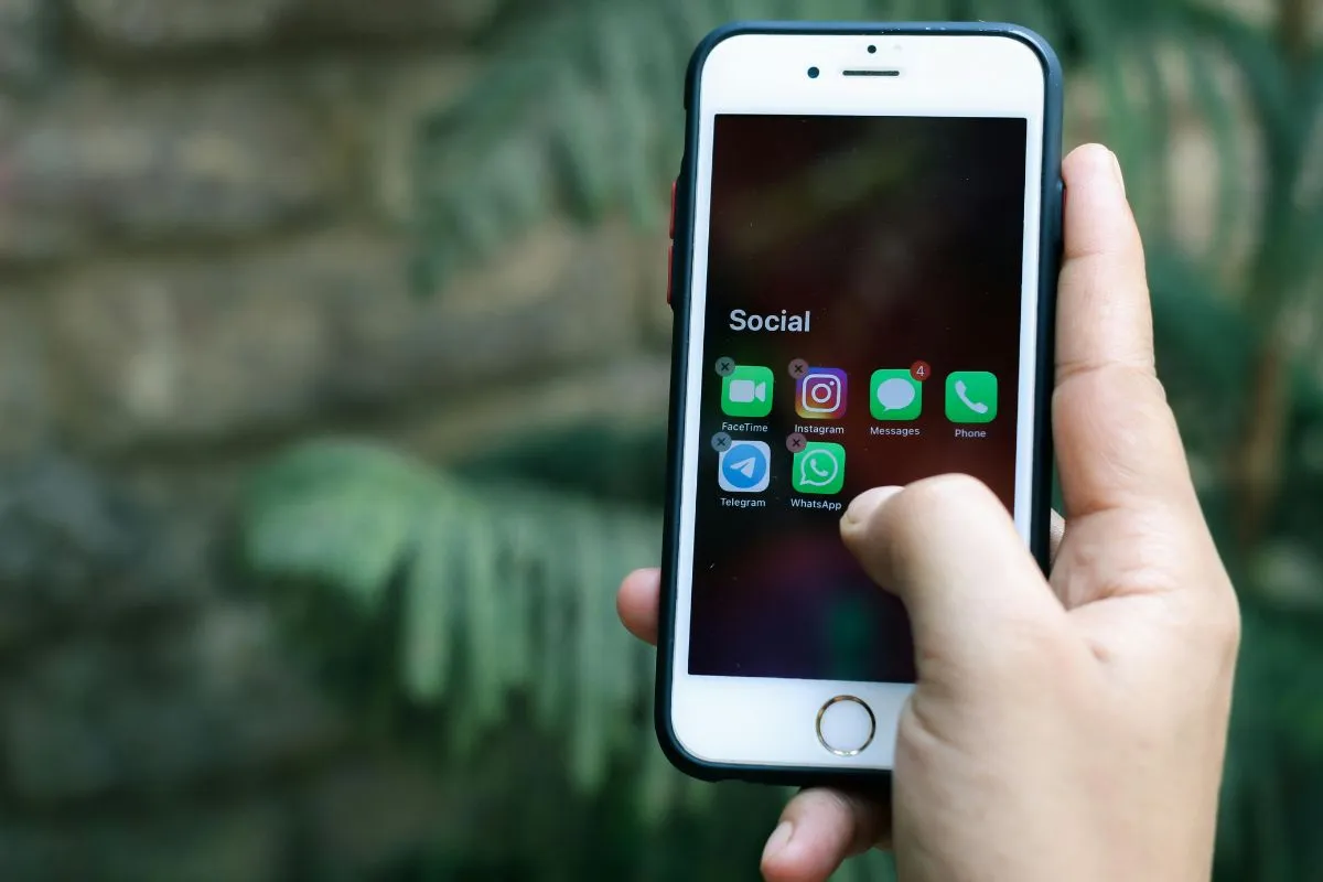Free iPhone 6 Plus Government Phone – How to Get One Today