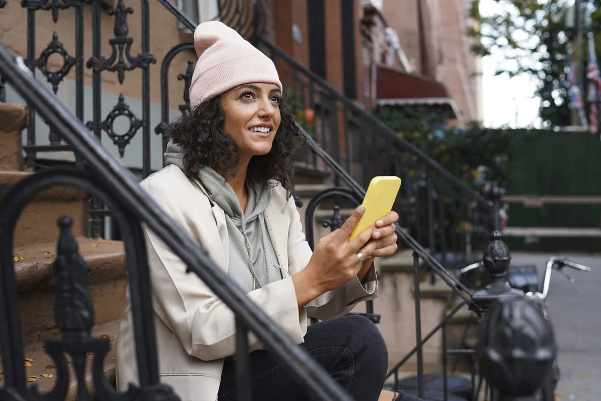 How to Get a Free iPhone Pro Max: Government & Discount Options