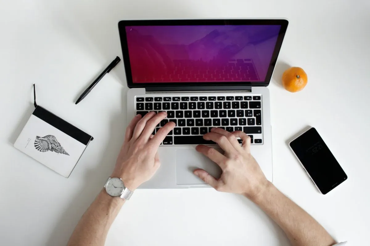 Free Laptop and Internet: The Best Legitimate Program for Everyone