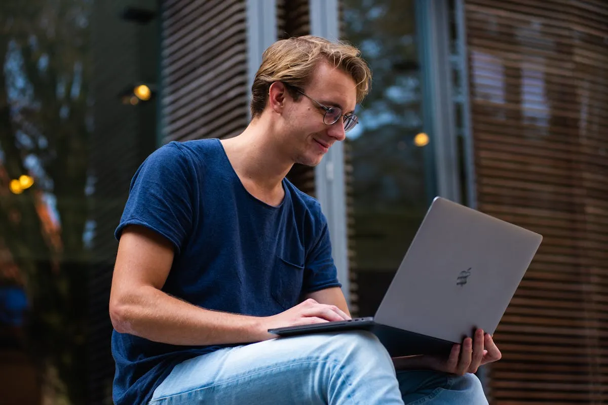 Free Laptop Arizona: Claim a Low-Cost Computer for AZ Residents