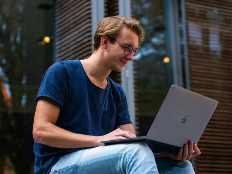 Free laptop baltimore county for students