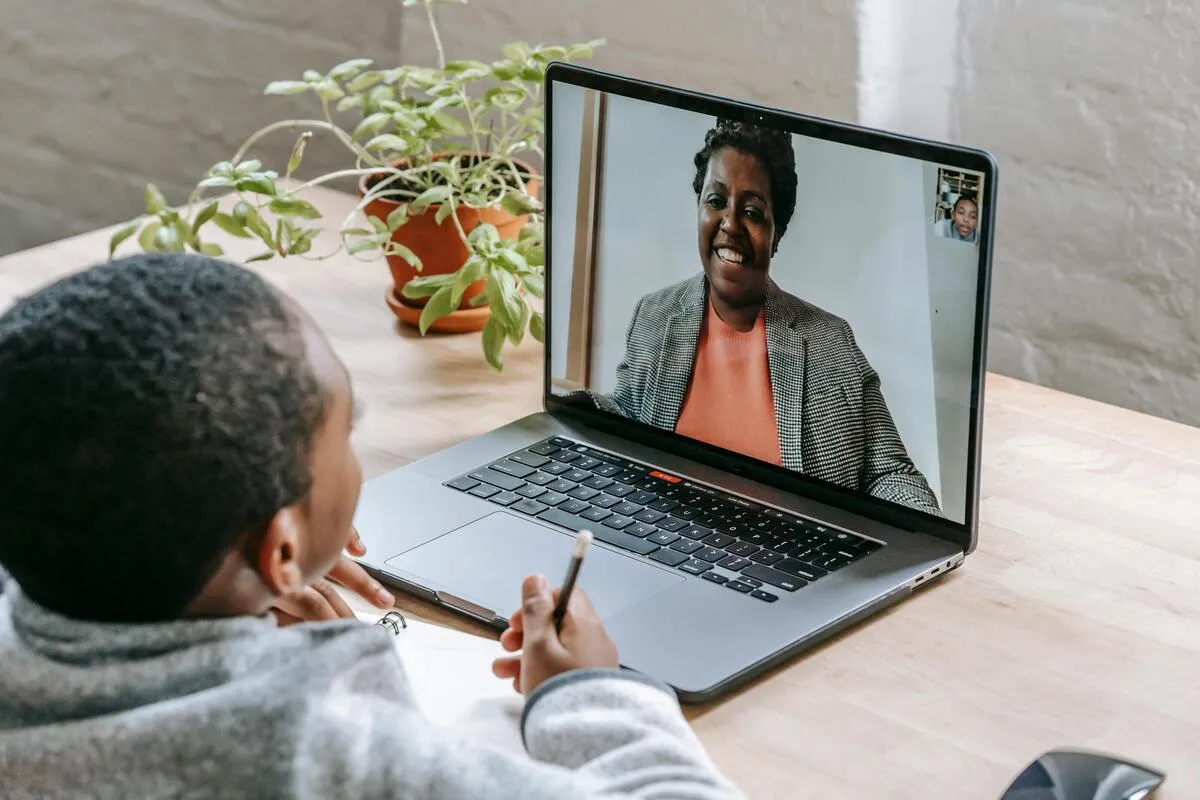 Free Laptop for College: How Students Can Access Low-Cost or Giveaway Devices