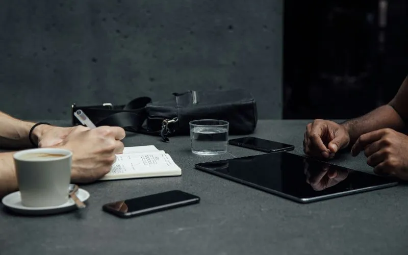 free-laptop-just-pay-shipping-phones-and-tablets