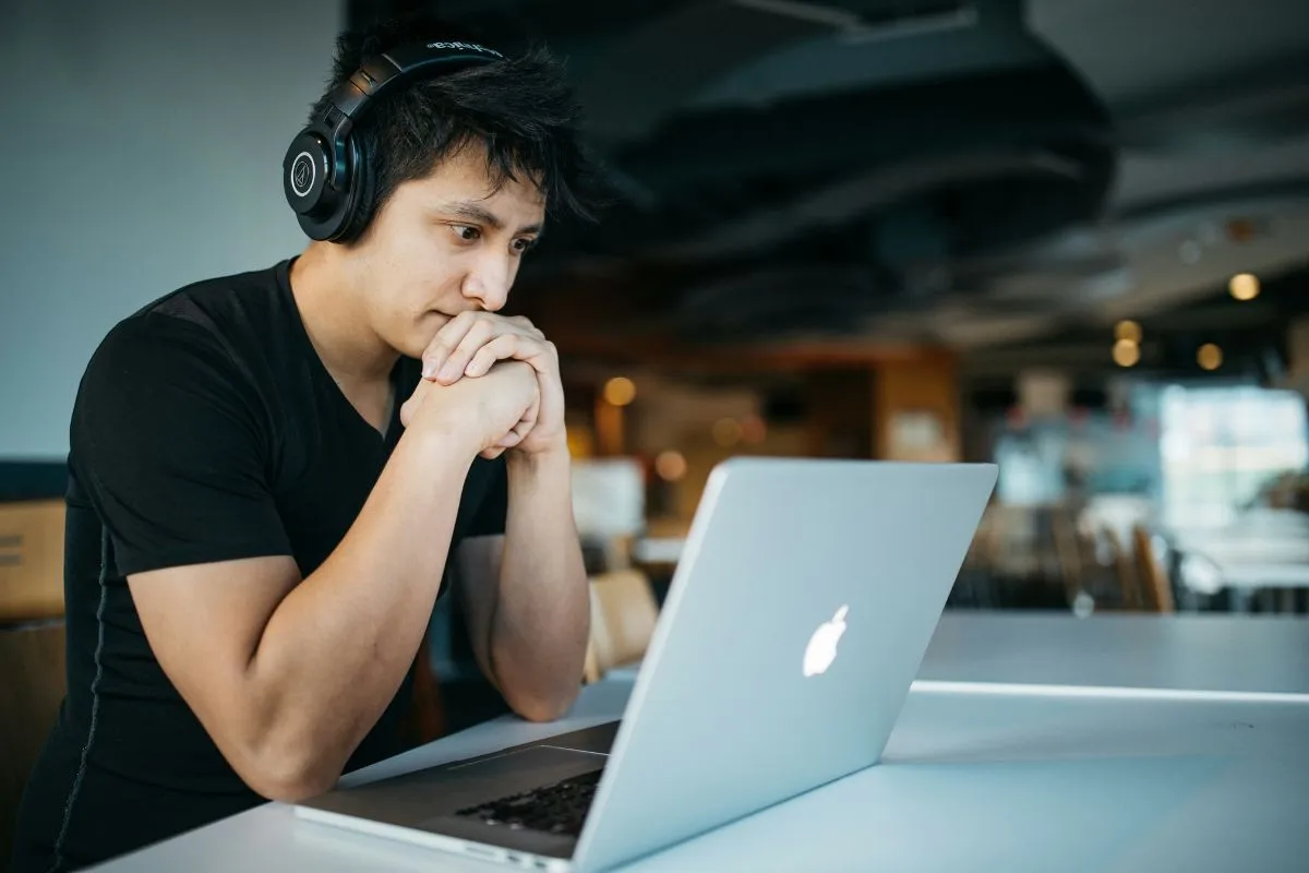 Free Laptop Milwaukee 2026: Application Guide & Local Providers