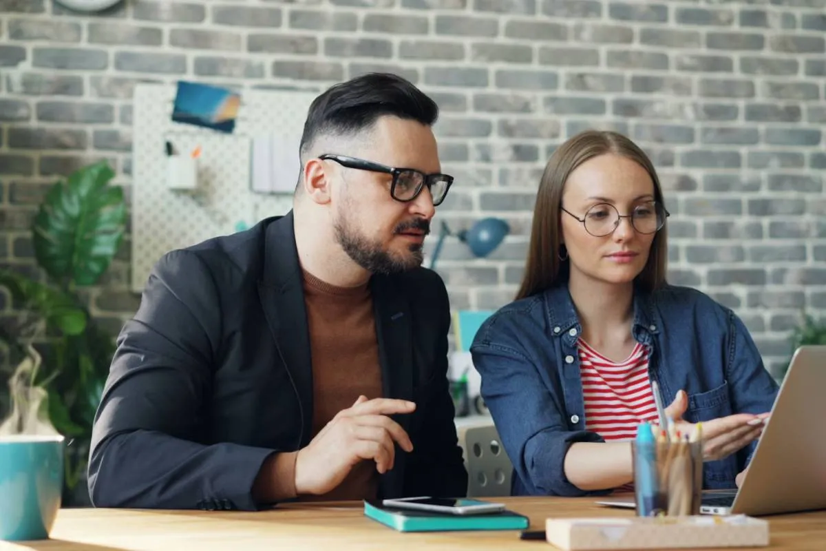 Free Laptop to Work From Home: Real Options for Remote Jobs Without High Costs