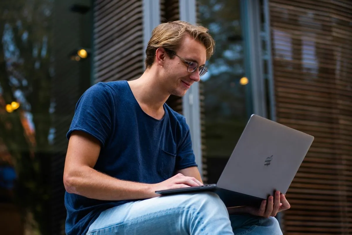 Can You Get A Free Laptop with Food Stamps? Here’s The Truth