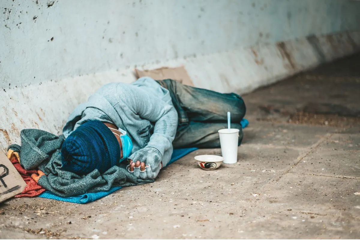 Free Phone for Homeless Near Me: How to Get Connected