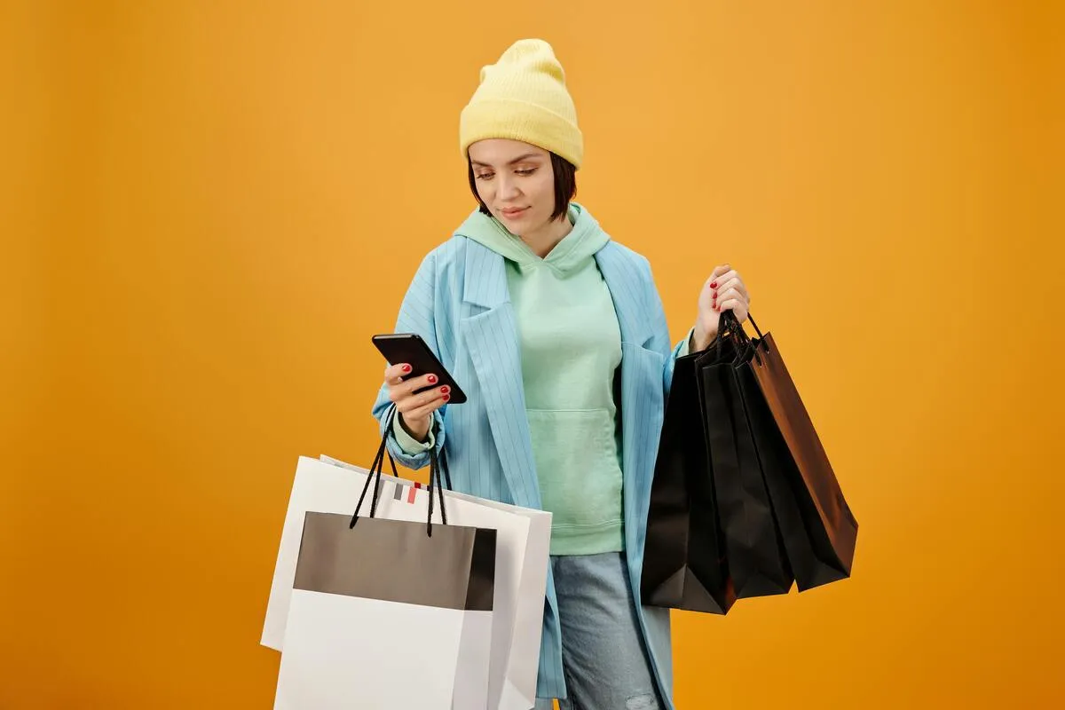 Free Phone NYC: Way To Cut Bills In An Expensive City