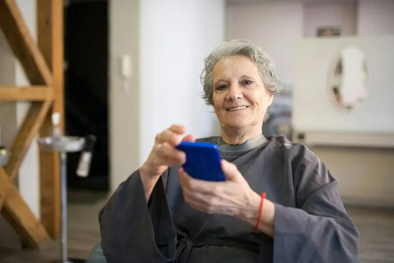 What Is The Best Free Cell Phone For Senior Citizens In Oklahoma?