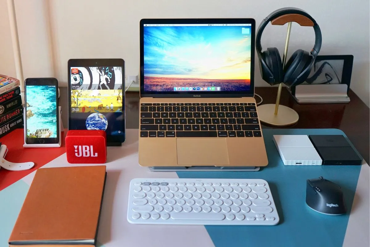 Free Tablet or Laptop for Students: 2026 Guide to Academic Connectivity