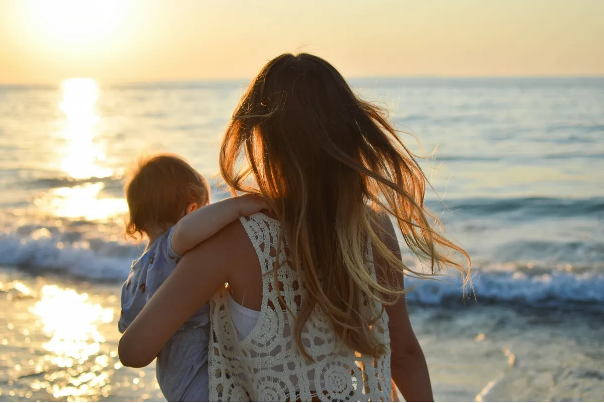 Good Gift for Mom: 9+ Simple Ideas She’ll Truly Appreciate