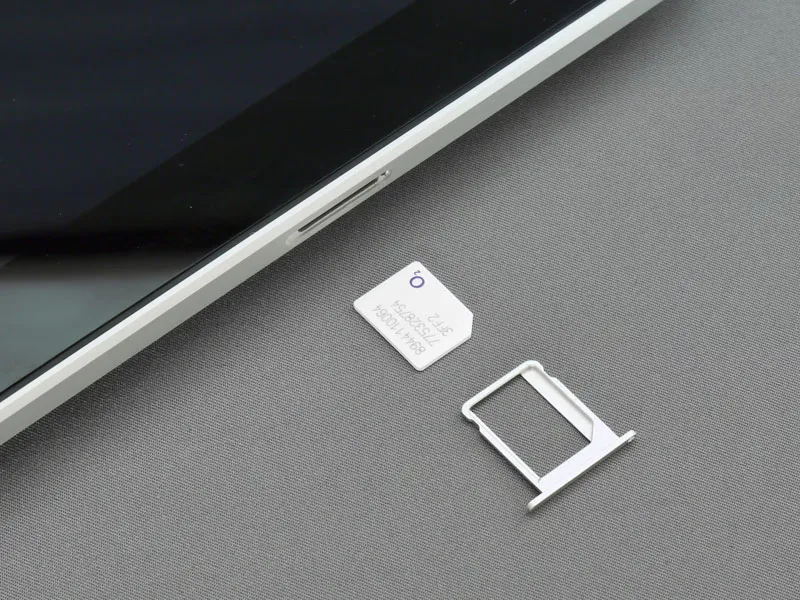 what-happens-when-you-put-an-international-sim-card-in-your-phone