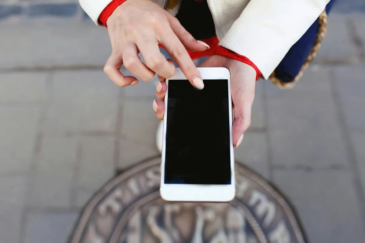 Free Government Phone Alabama iPhone: Best Options for Seniors, Low-Income Families & More