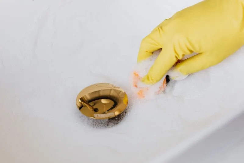 how-to-clean-a-kitchen-sink-drain