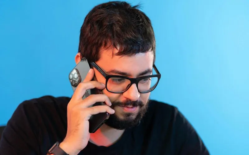 how-to-do-a-3-way-call-on-iphone-1
