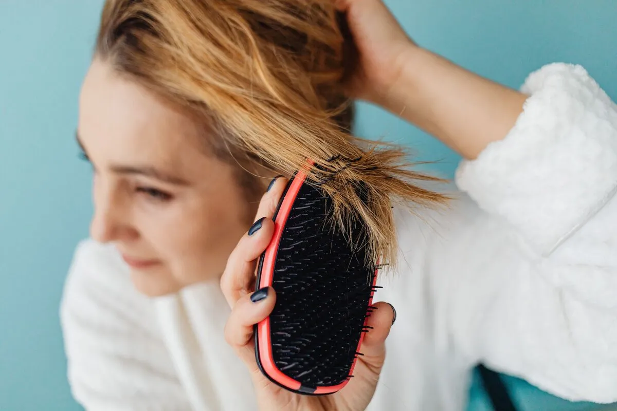 How to Fix Frizzy Hair Without Making It Worse