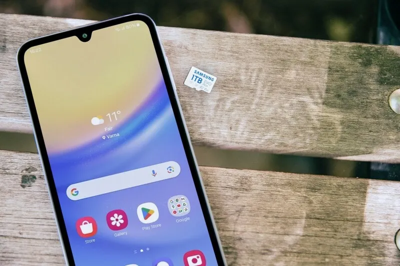 how-to-get-a-free-iphone-or-samsung-government-phone