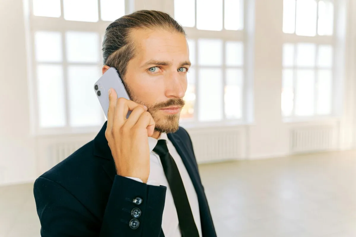 How To Get A Free iPhone Without Paying: Best Legitimate Methods
